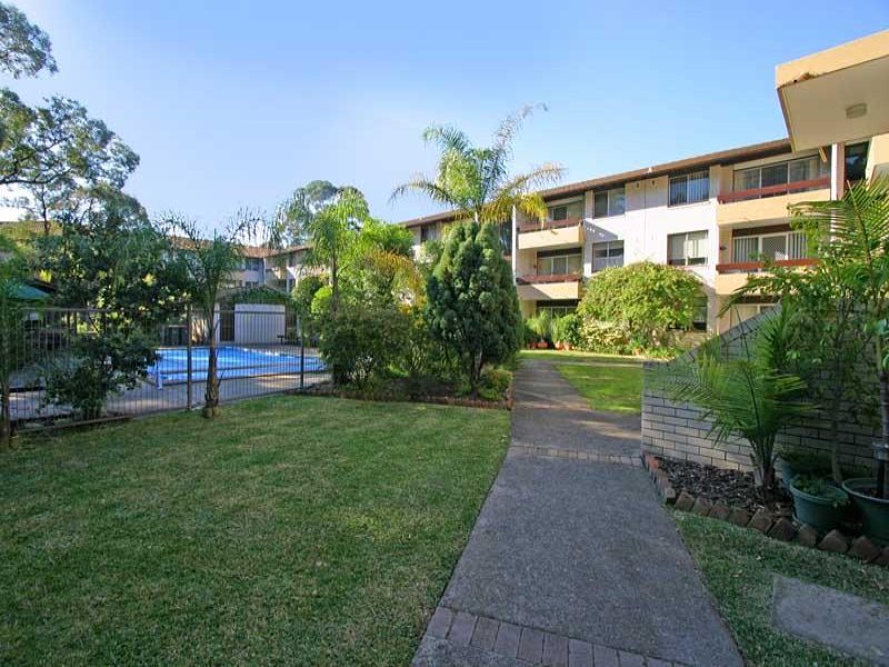 1/33 Victoria Avenue, Penshurst, NSW 2222 Property Details