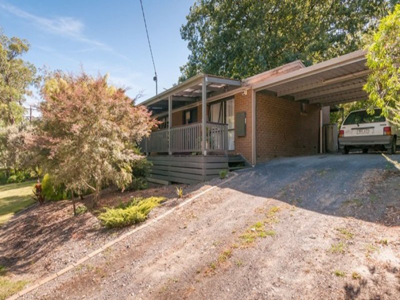 32 Station Road, Seville, Vic 3139 Property Details