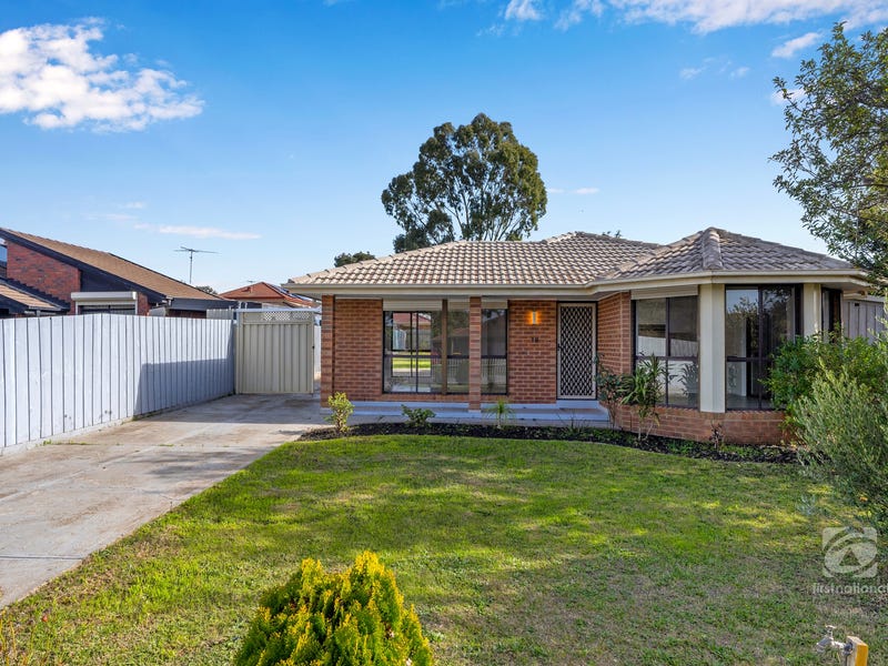 18 Oakfield Court, Melton South, VIC 3338 - realestate.com.au