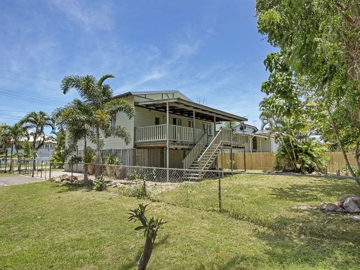14 Brooks Street, Railway Estate, QLD 4810
