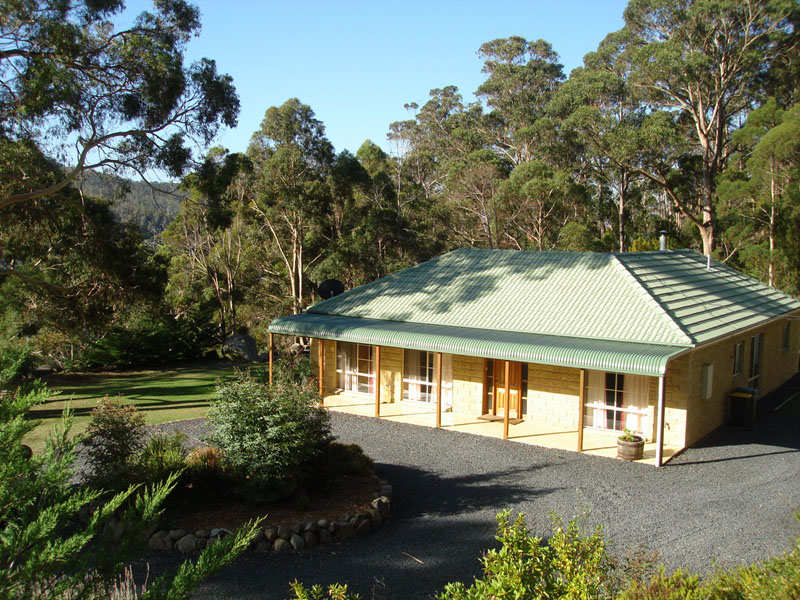 135 Collinsvale Road, Berriedale, Tas 7011 Property Details