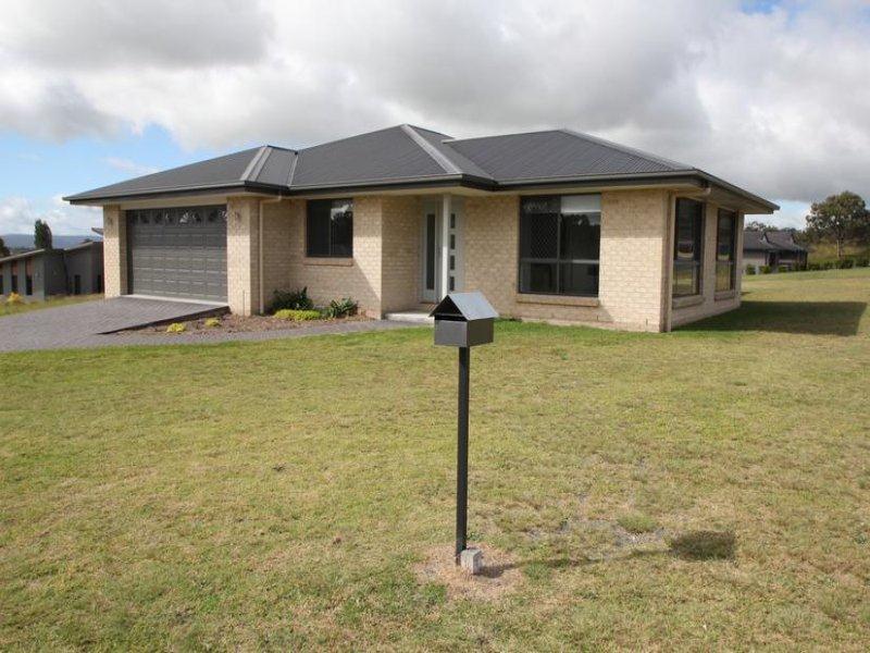 2 Mackenzie Court, Tenterfield, NSW 2372
