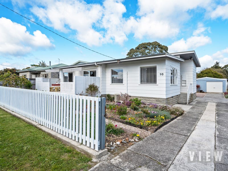 90 Saunders Street, Wynyard, TAS 7325