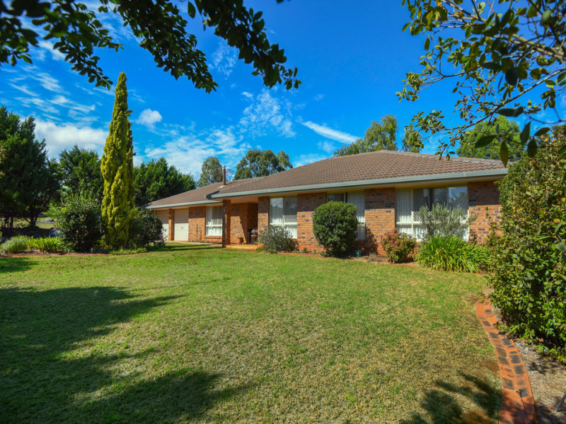 37 Palmer Drive, Highfields, QLD 4352