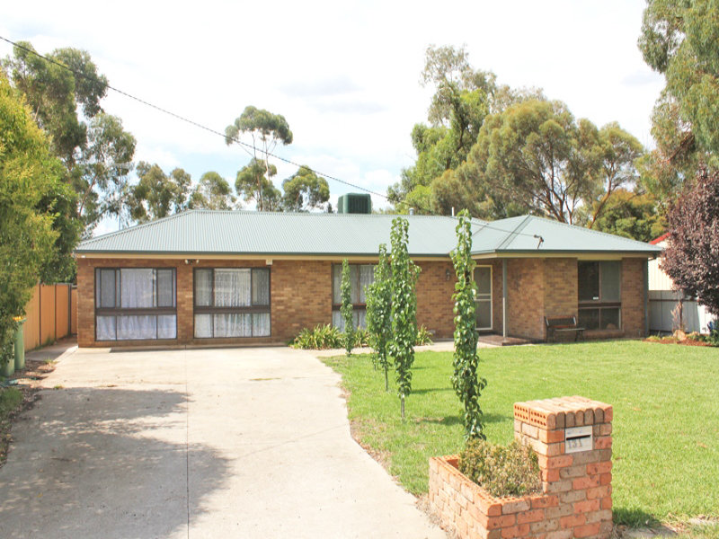 131 Hoddle Street, Howlong, NSW 2643