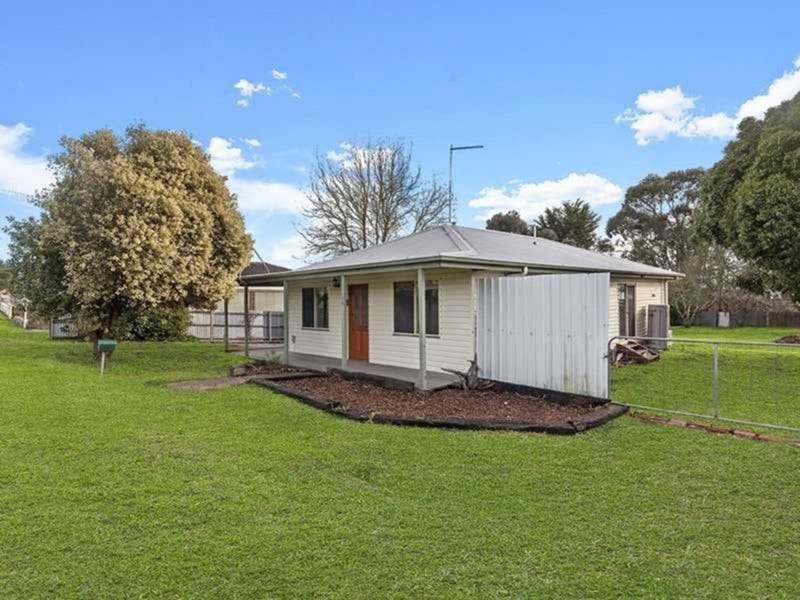 86 Grey Street, Terang, Vic 3264 Property Details