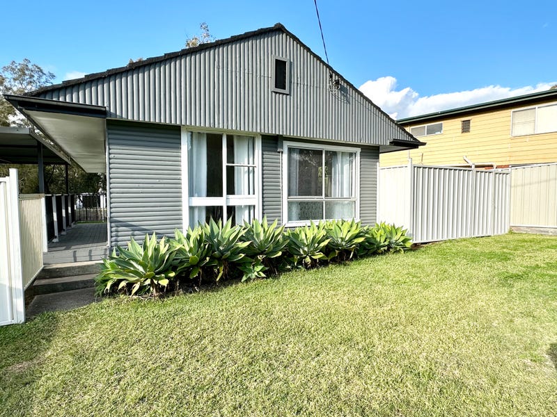 23 Victoria Street, Windermere Park, NSW 2264