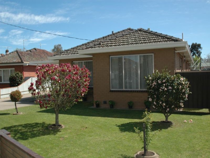 1/30 MELDRUM STREET, Wangaratta, Vic 3677 Property Details