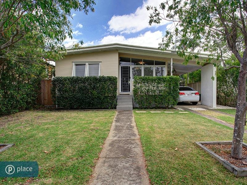 8 Stephenson Street, Oxley, QLD 4075