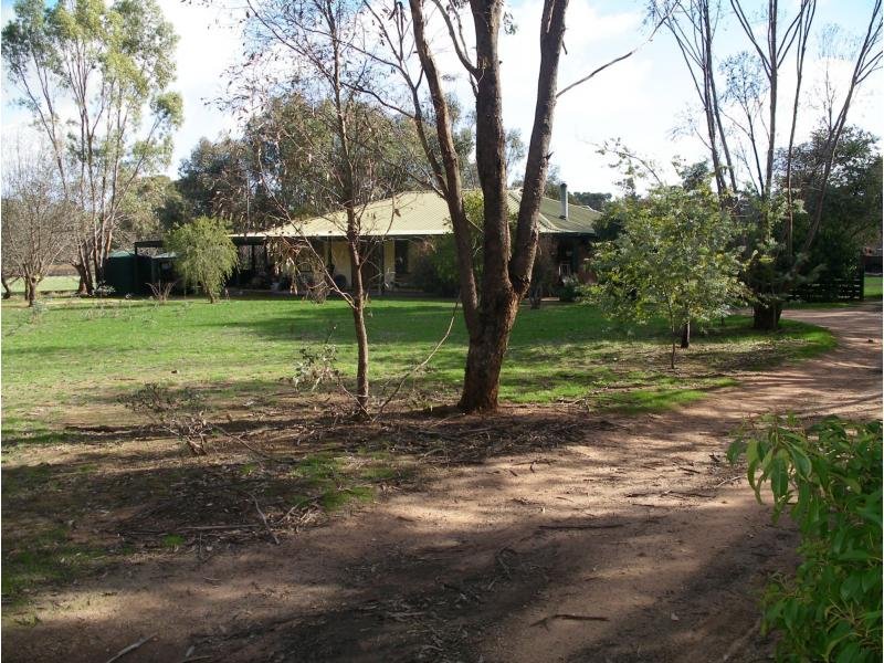 21 Old Boort Road, Wedderburn, Vic 3518 Property Details