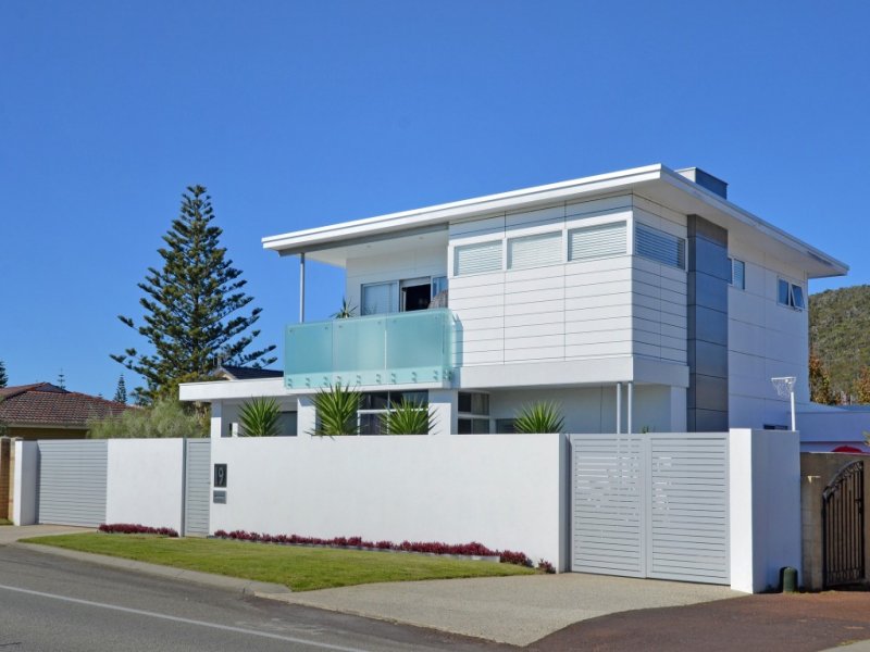 19 Middleton Road, Middleton Beach, WA 6330