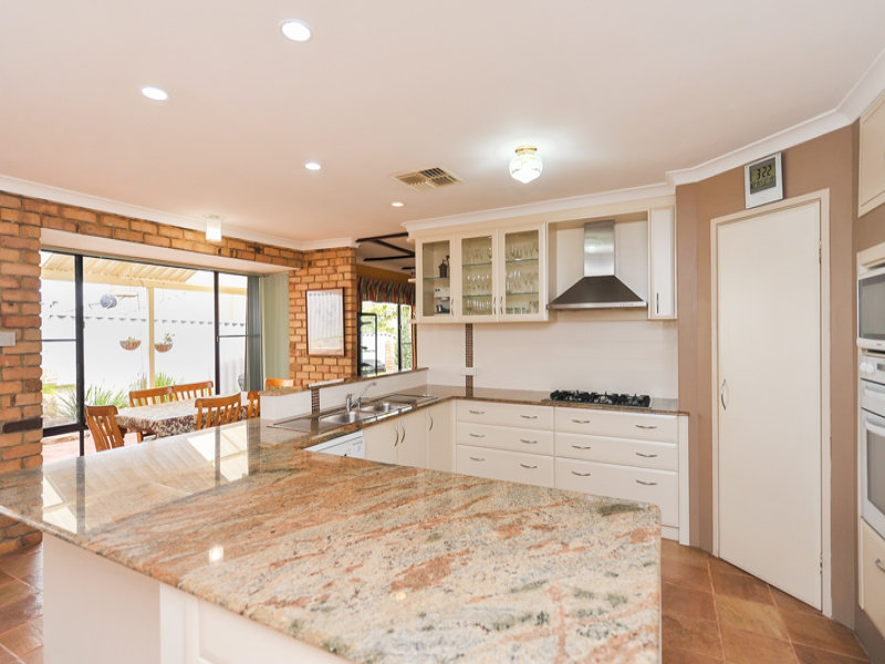 19 Everard Close, Woodvale, WA 6026