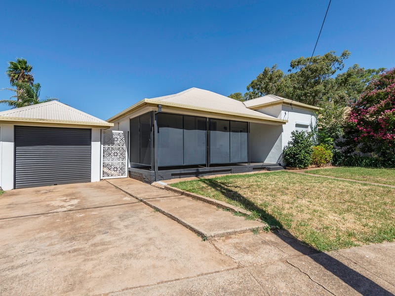 13 Forbes Road, Parkes, NSW 2870 Property Details