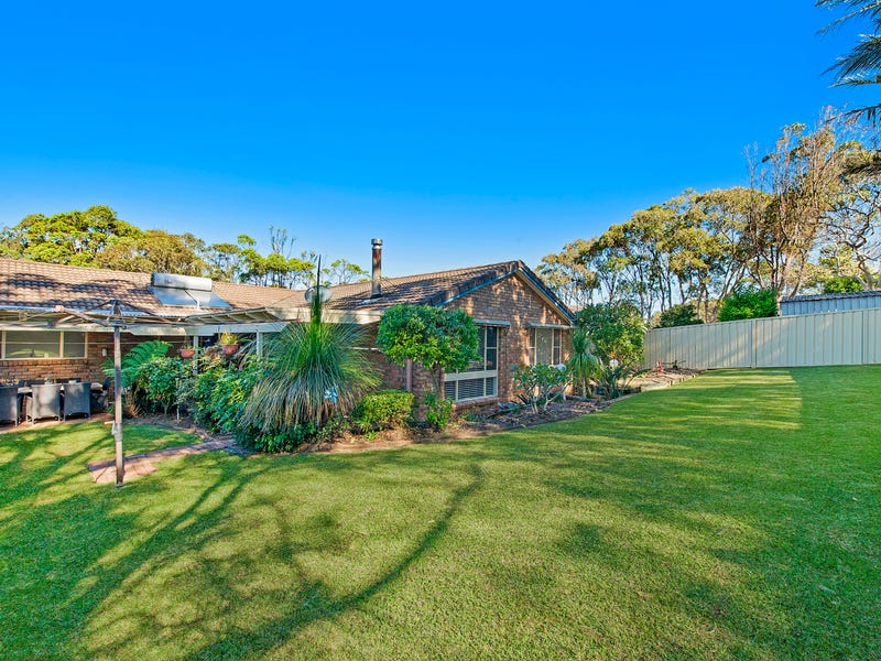 19 Mullaway Road, Lake Cathie, NSW 2445