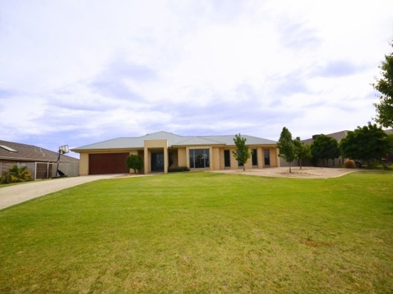 13 Drive, Moama, NSW 2731