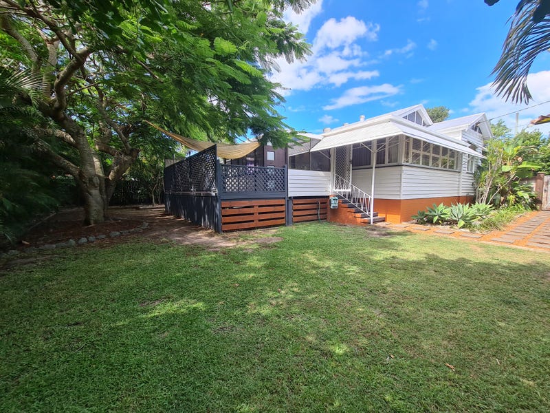 2 Westbrook Street, Woody Point, QLD 4019