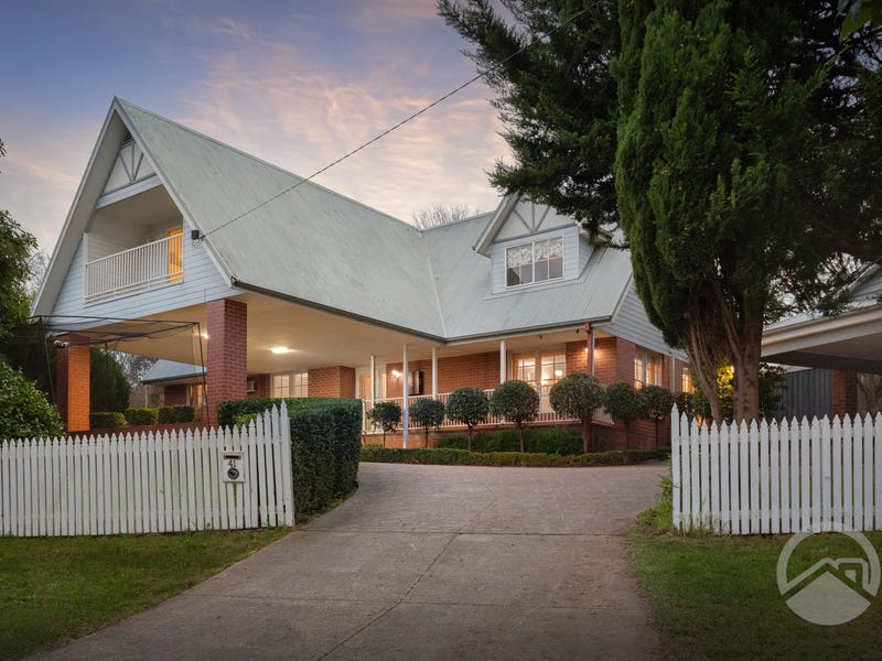 41 Brisbane Street, Berwick, Vic 3806 House for Sale