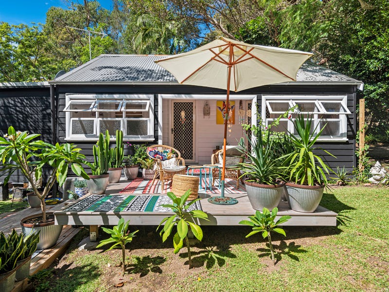 16 High View Road, Pretty Beach, NSW 2257