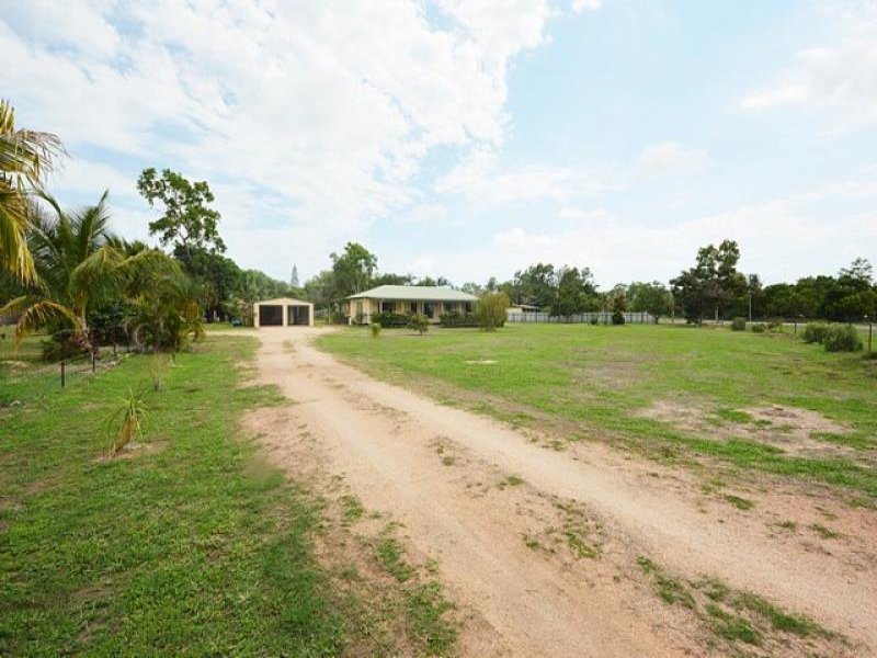 3 Lorne Court, Bluewater, Qld 4818 Property Details