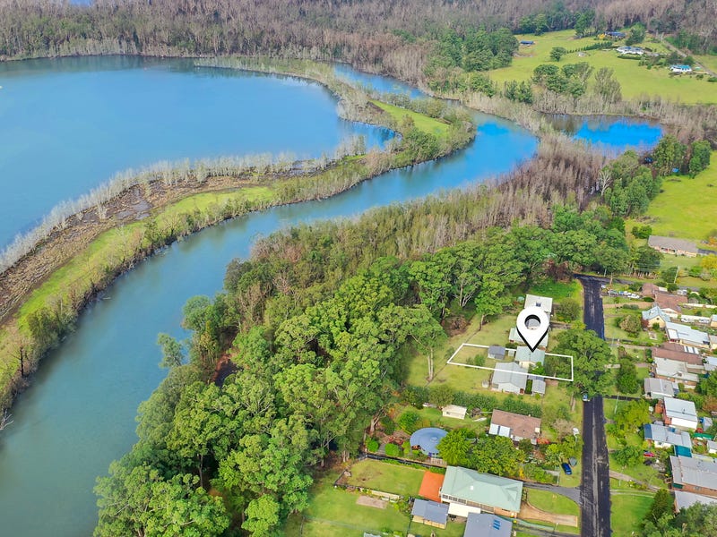102 Anglers Parade, Fishermans Paradise, NSW 2539
