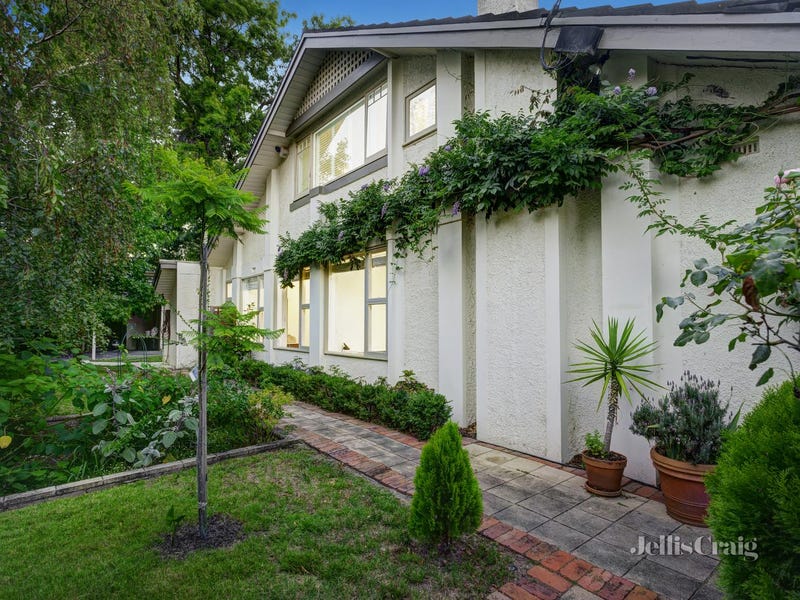 39 Avenue Athol, Canterbury, Vic 3126 Property Details