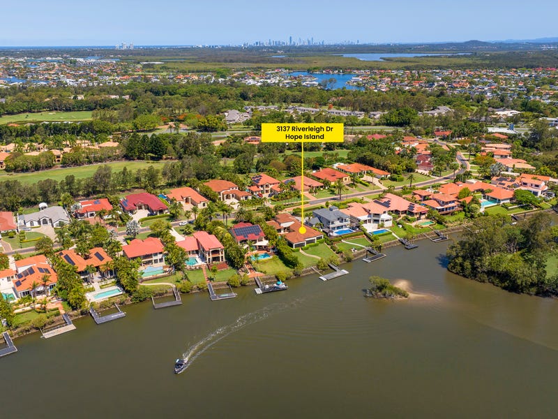 3137 Riverleigh Drive, Hope Island, QLD 4212