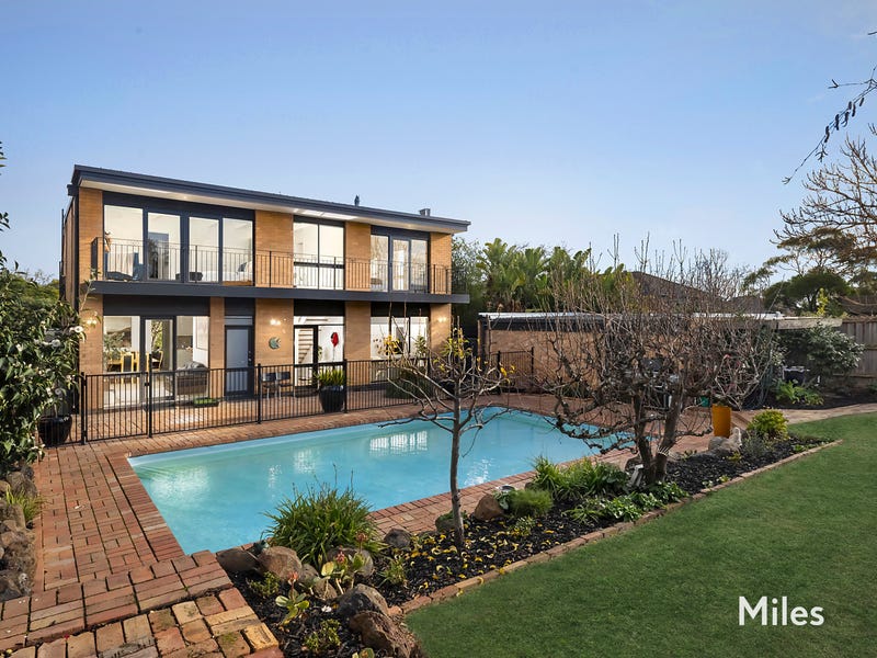 40 Carn Avenue, Ivanhoe, Vic 3079 House for Sale