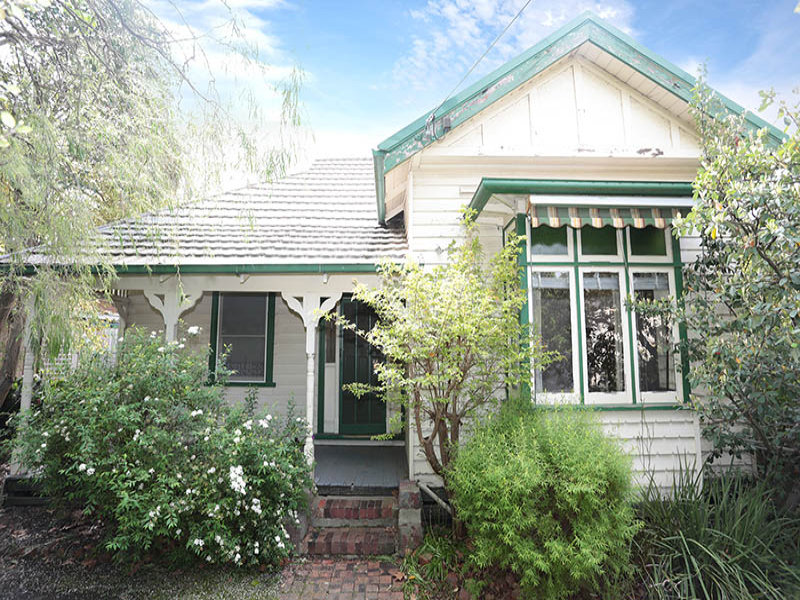 10 Chatham Road, Canterbury, Vic 3126 Property Details