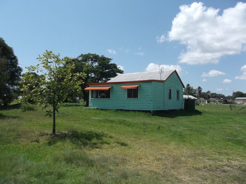 41 Margetts Street, Wallangarra, Qld 4383