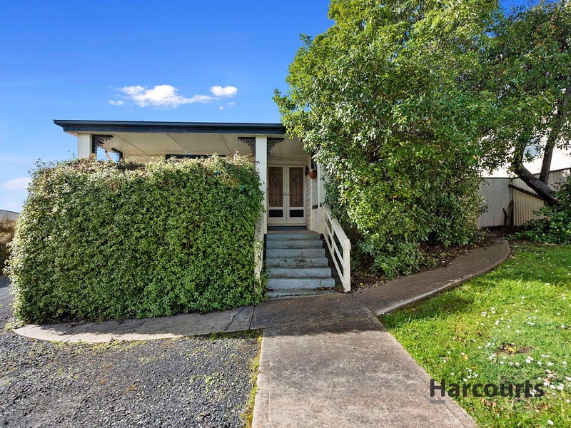 3/9 Young Street, East Devonport, TAS 7310