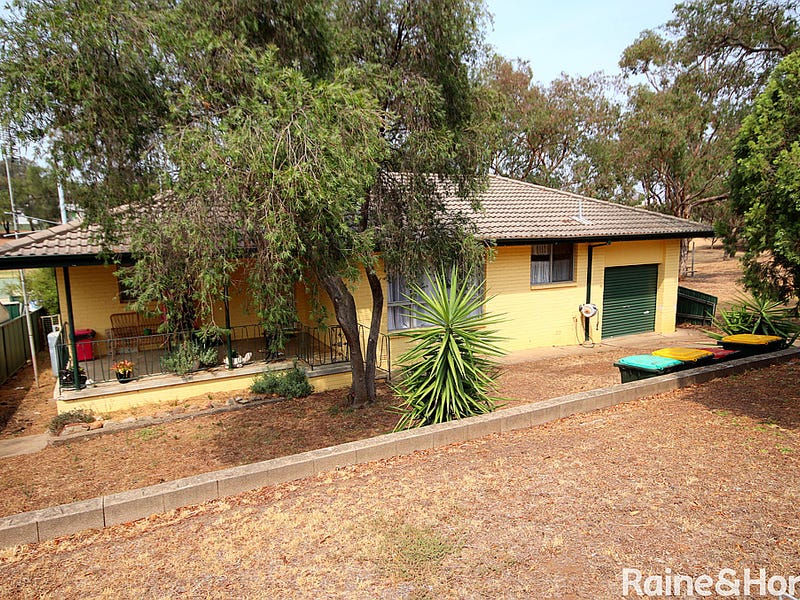 1 Humphries Street, Muswellbrook, NSW 2333 House for Sale