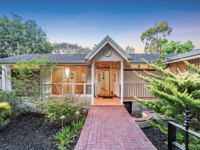 15 Thorpe Street, Torrens Park, SA 5062