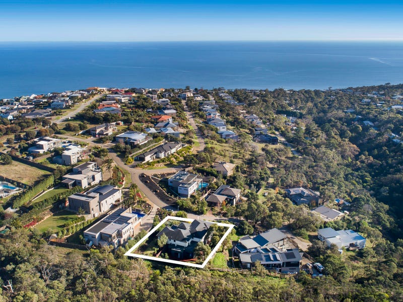 12 Clearwater Close, Mount Martha, VIC 3934