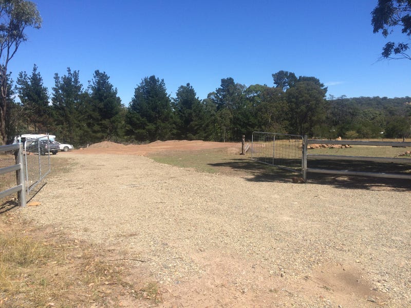 42 Andersons Road, Rocky River, NSW 2358