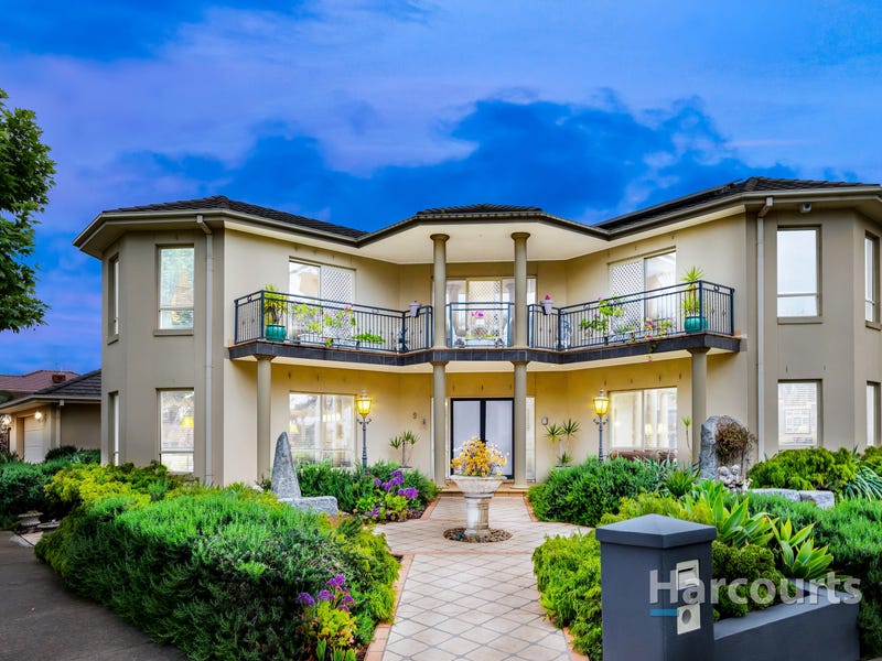 9 Waterview Drive, Cairnlea, Vic 3023 Property Details