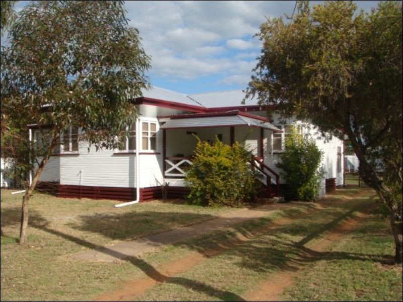 28 Barber Street, Chinchilla, Qld 4413 Property Details