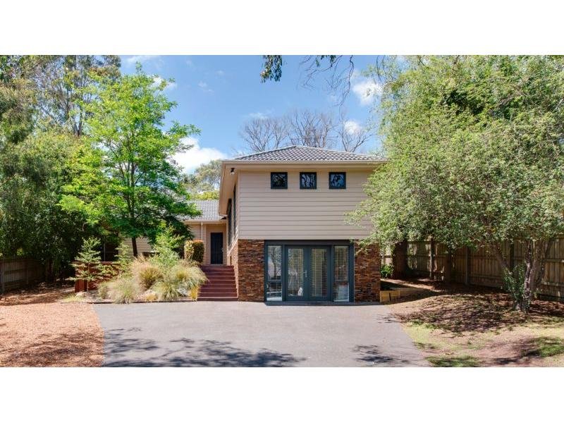 81 Wooralla Drive, Mount Eliza, VIC 3930