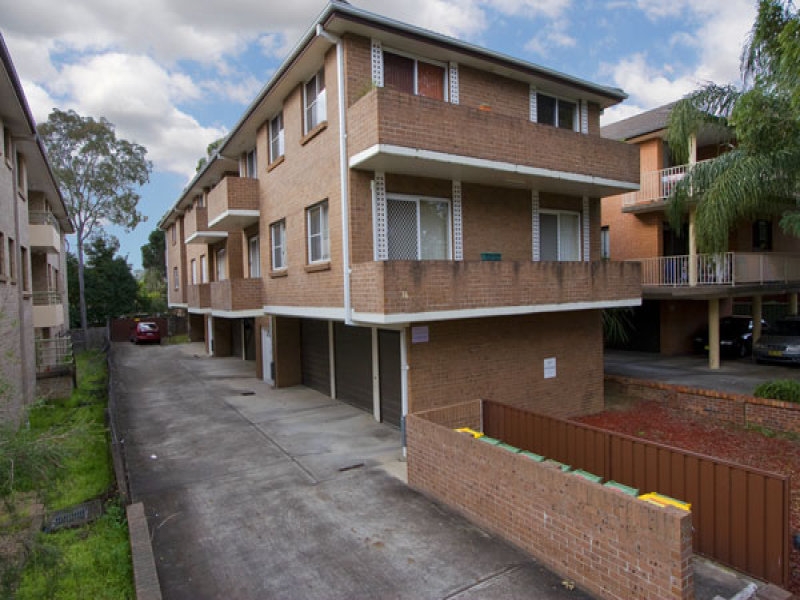 4/16 Henry Street, Parramatta, NSW 2150 Property Details