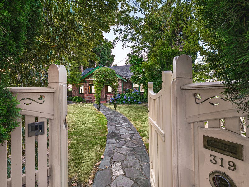 319 Upper Heidelberg Road, Ivanhoe, Vic 3079 Property Details