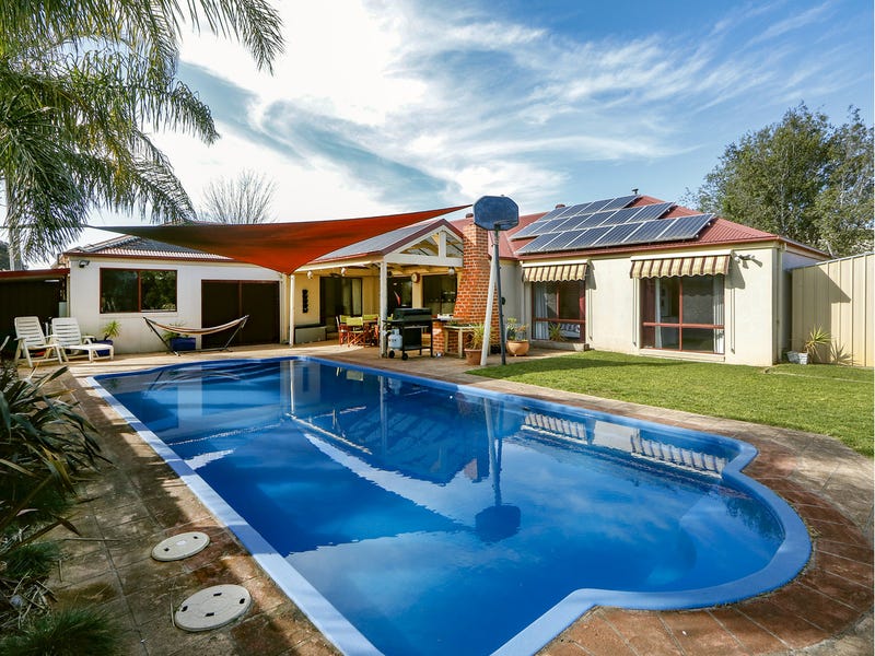 2 Macarthur Street, Sale, Vic 3850 Property Details