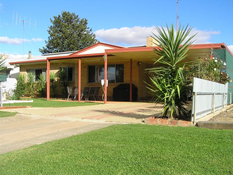 72 COREEN STREET, Jerilderie, NSW 2716 House for Sale