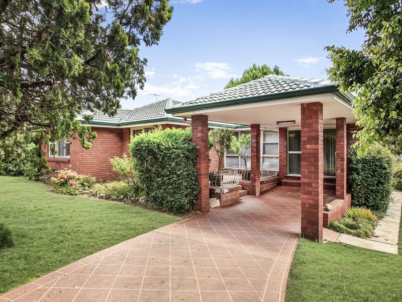 121 Arcadian Circuit, Carlingford, NSW 2118 Property Details