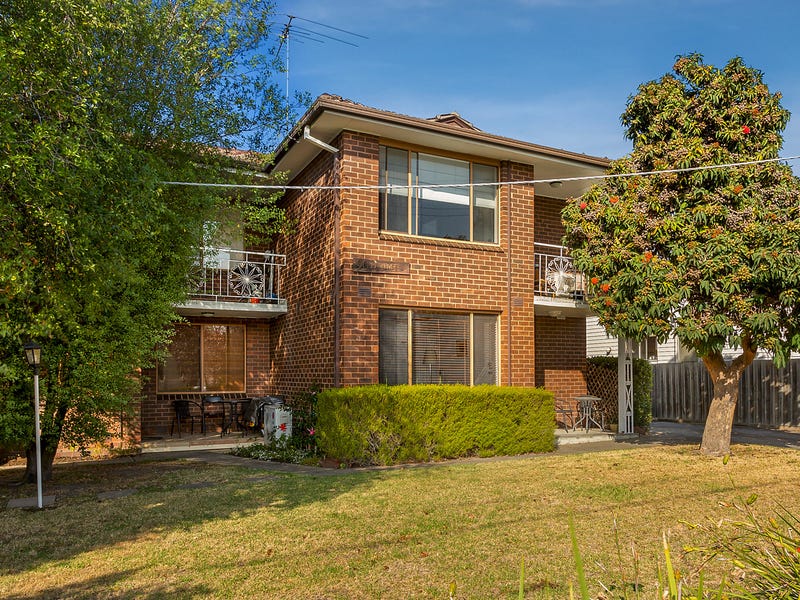 1/90 Primrose Street, Essendon, Vic 3040 Property Details