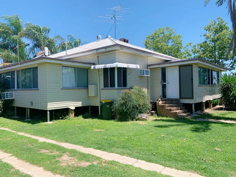 8 Eena Street, Yelarbon, Qld 4388 Property Details