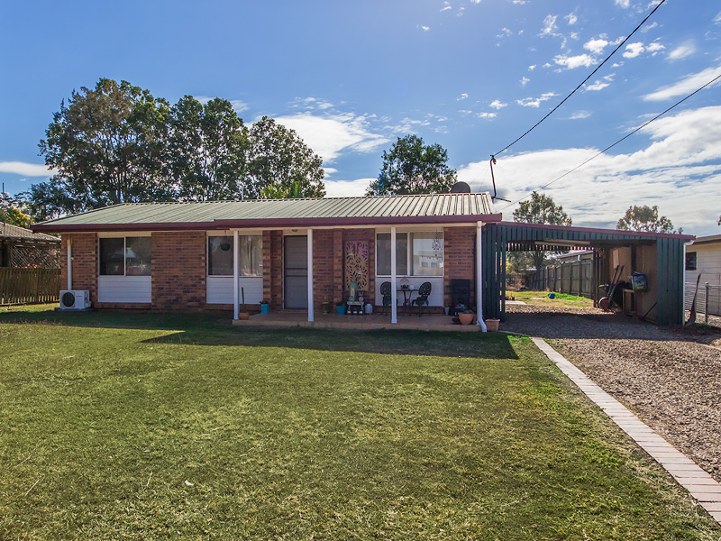 33 Bell St, Walloon, Qld 4306 Property Details