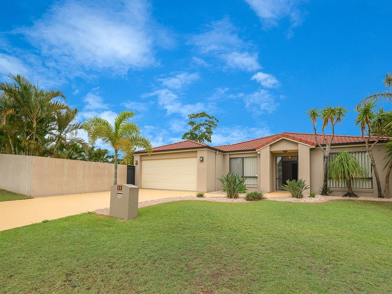 2 Deal Cove, Arundel, Qld 4214 Property Details