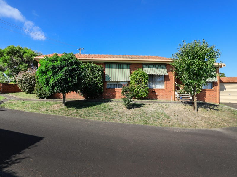 10/19 Eagle Drive, Pakenham, Vic 3810 Property Details