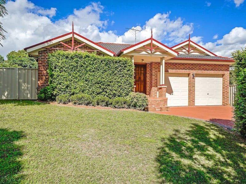 215 Welling Drive, Mount Annan, NSW 2567