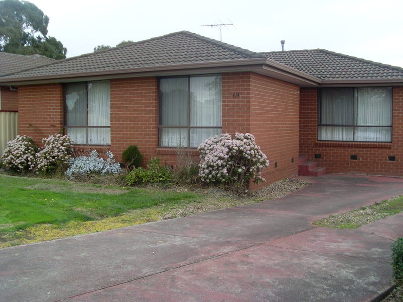 69 Centenary Drive, Mill Park, VIC 3082