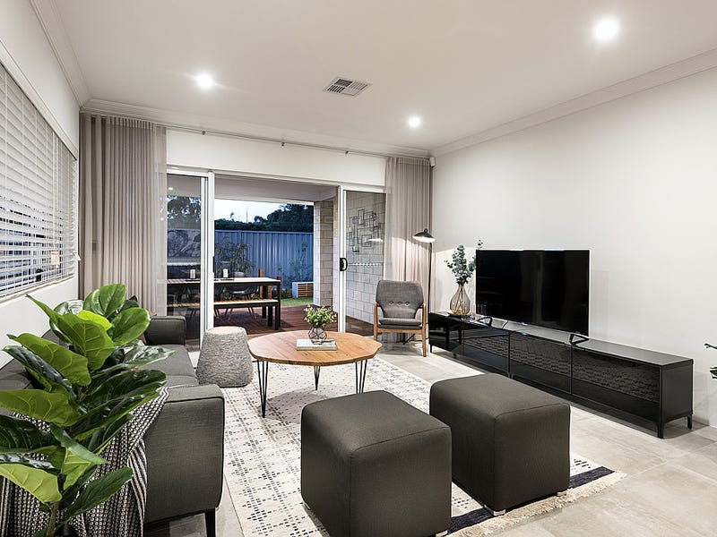 135 Hayes Avenue, Dianella, WA 6059